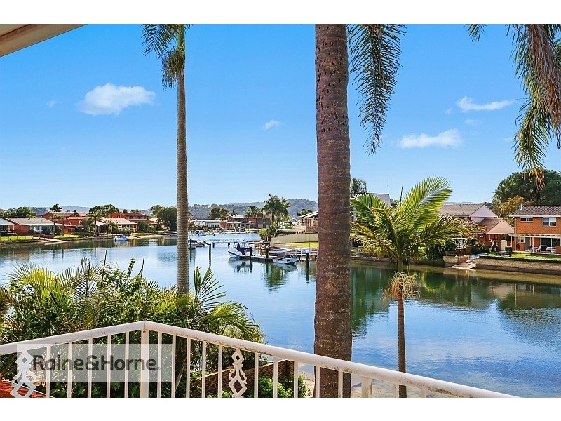 33 Helmsman Boulevard, St Huberts Island NSW 2257