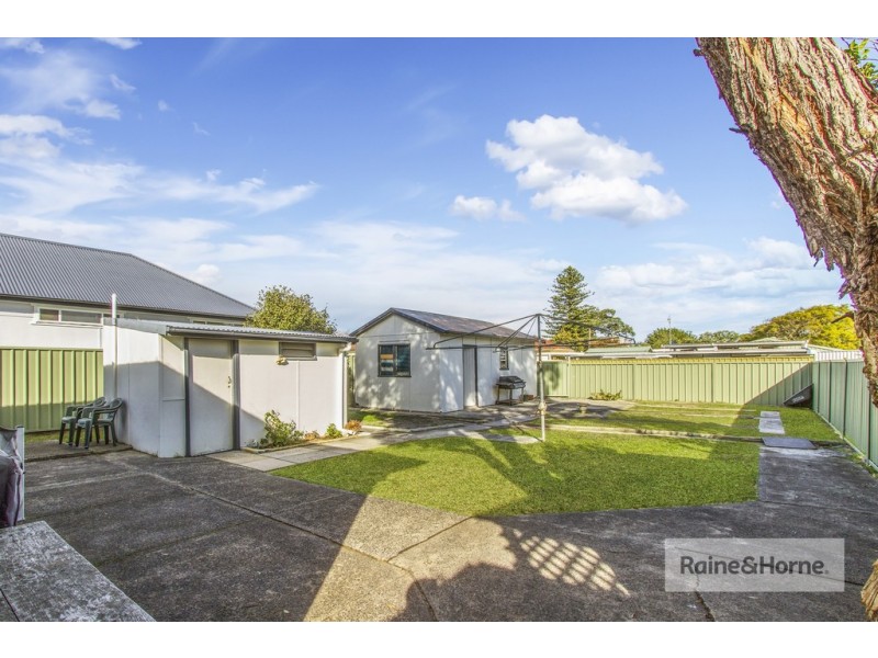 143 Memorial Avenue, Ettalong Beach NSW 2257