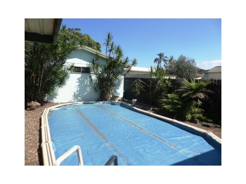 18 Watkin Avenue, Woy Woy NSW 2256