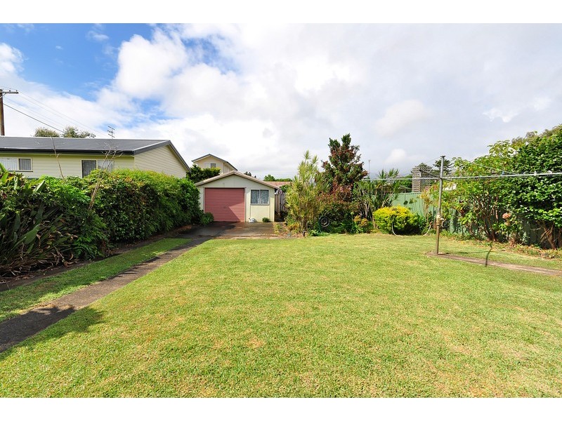 32 Birdwood Avenue, Umina Beach NSW 2257