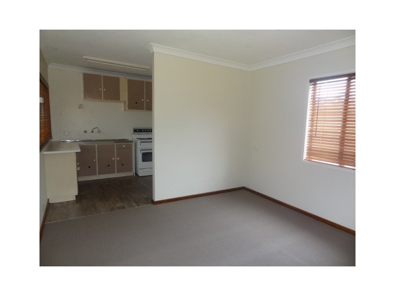 Cabin 60 McEvoy Avenue, Umina Beach NSW 2257