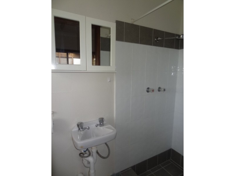 Cabin 60 McEvoy Avenue, Umina Beach NSW 2257