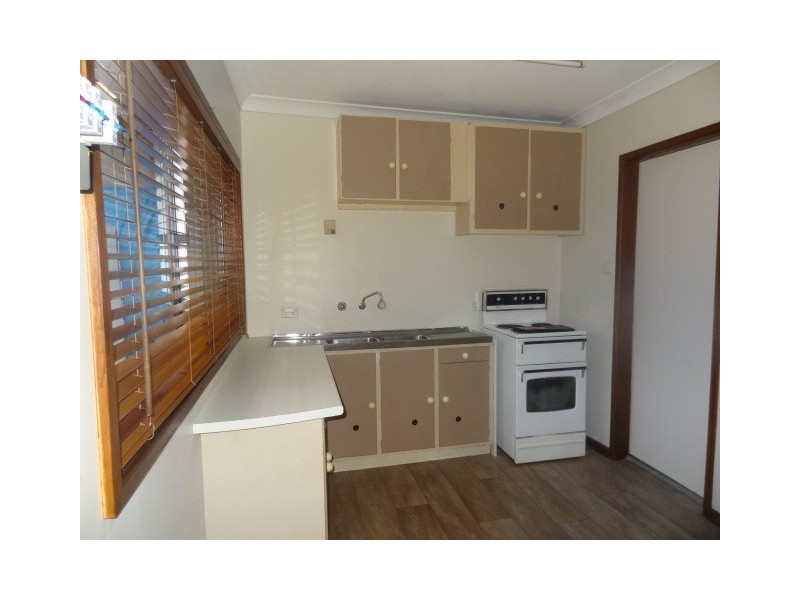 Cabin 60 McEvoy Avenue, Umina Beach NSW 2257