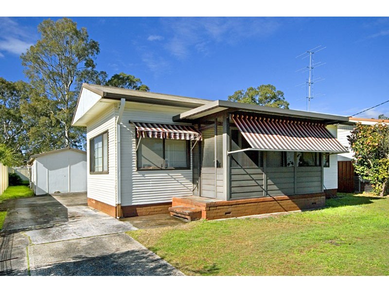 15 Rothwell Street, Woy Woy NSW 2256