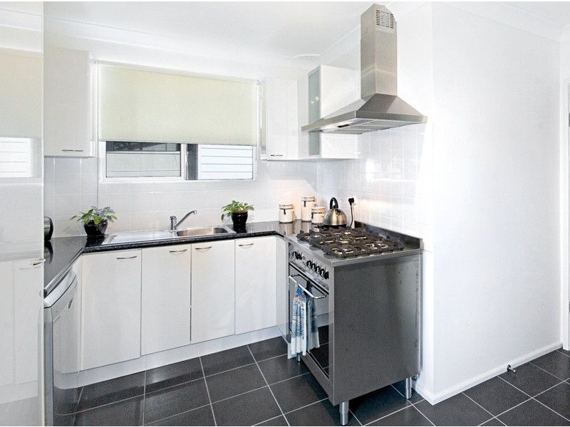 15 Rothwell Street, Woy Woy NSW 2256