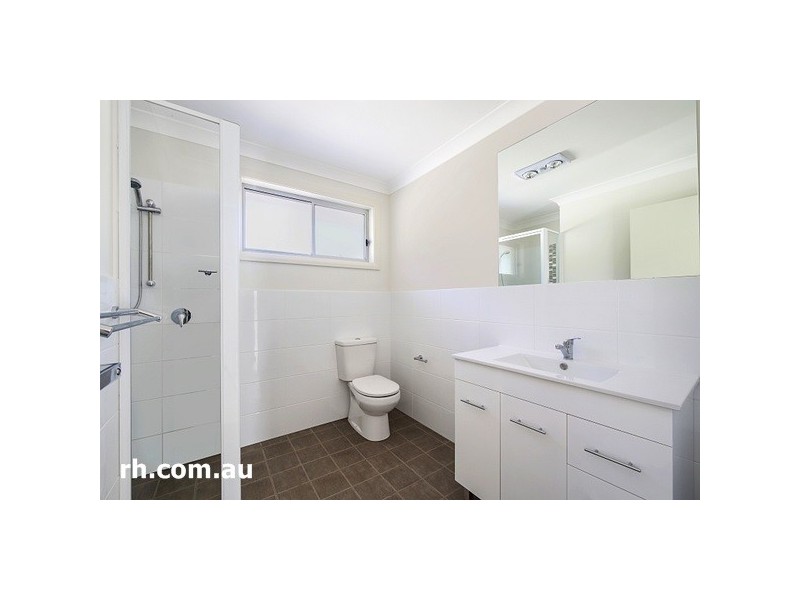 1/27 Memorial Avenue, Blackwall NSW 2256