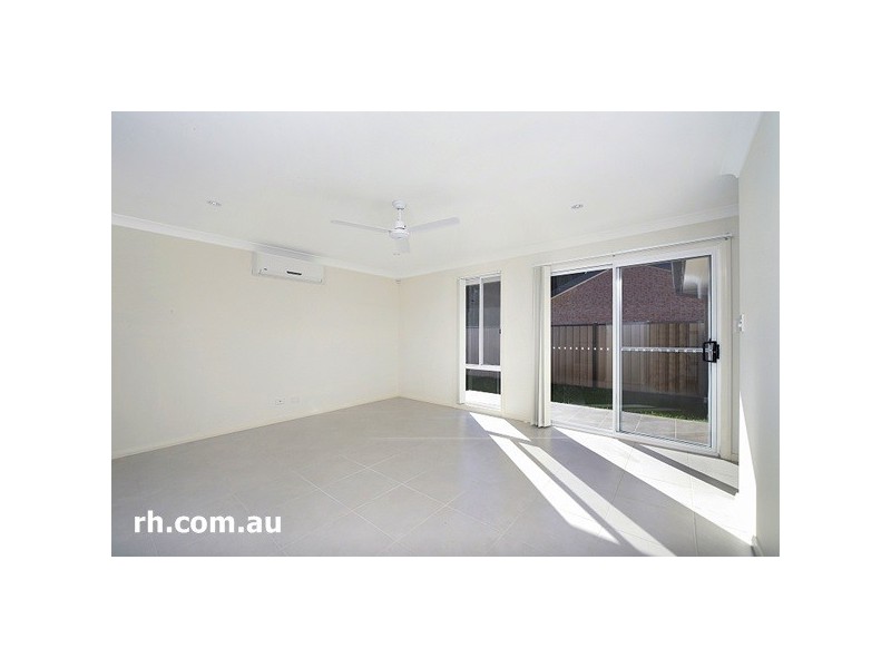 1/27 Memorial Avenue, Blackwall NSW 2256