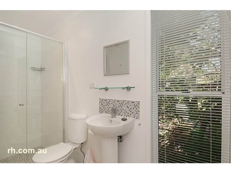 15 Jacaranda Avenue, Patonga NSW 2256