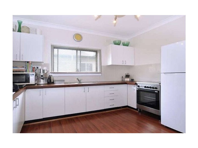 81 Memorial Avenue, Blackwall NSW 2256