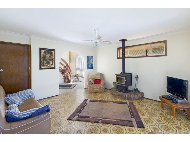 15 Breeze Street, Umina Beach NSW 2257