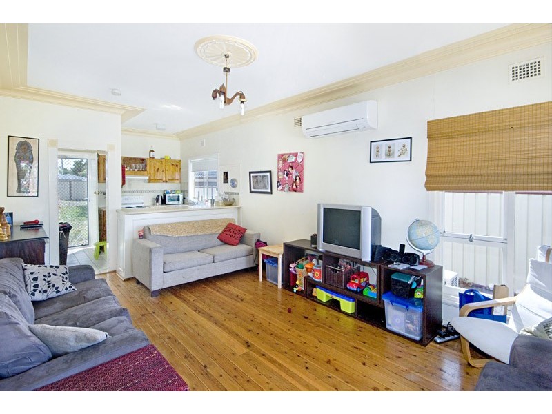 25 Birdwood Avenue, Umina Beach NSW 2257