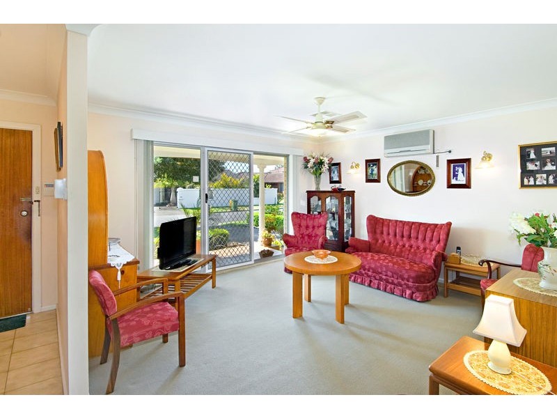 5 Robin Crescent, Woy Woy NSW 2256