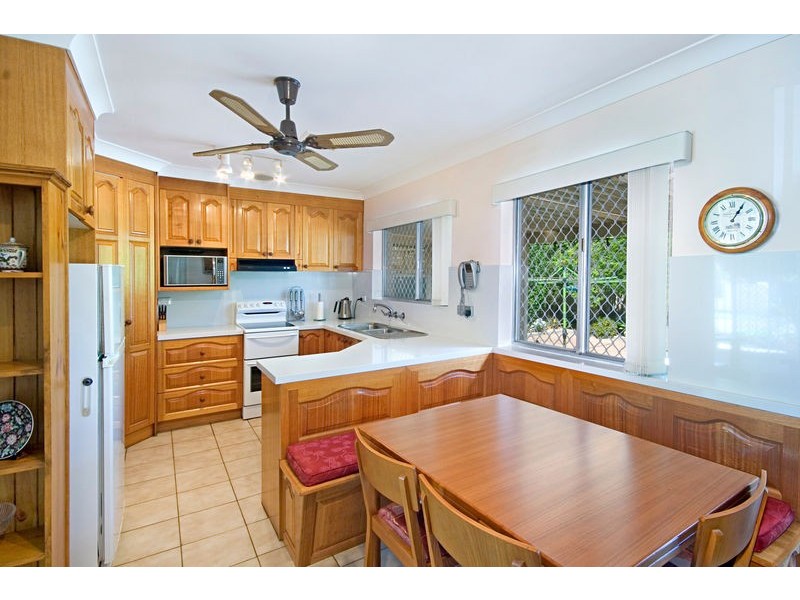 5 Robin Crescent, Woy Woy NSW 2256