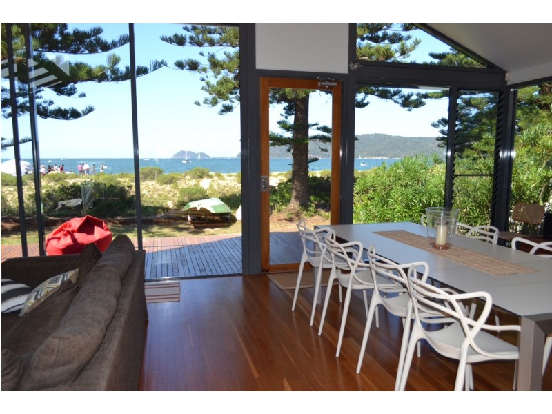 81 Bay Street, Patonga NSW 2256