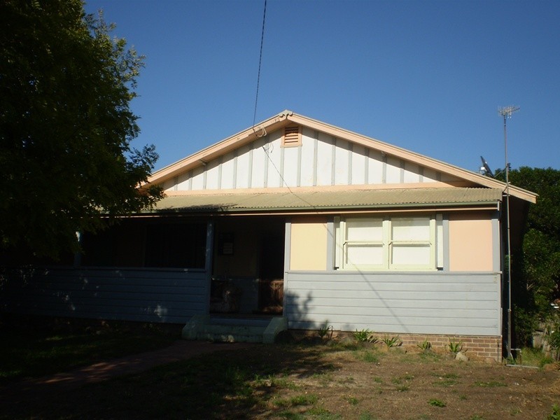 111 Broken Bay Road, Ettalong Beach NSW 2257