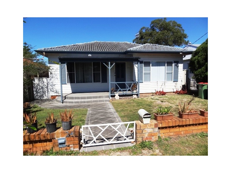 24 Pozieres Avenue, Umina Beach NSW 2257
