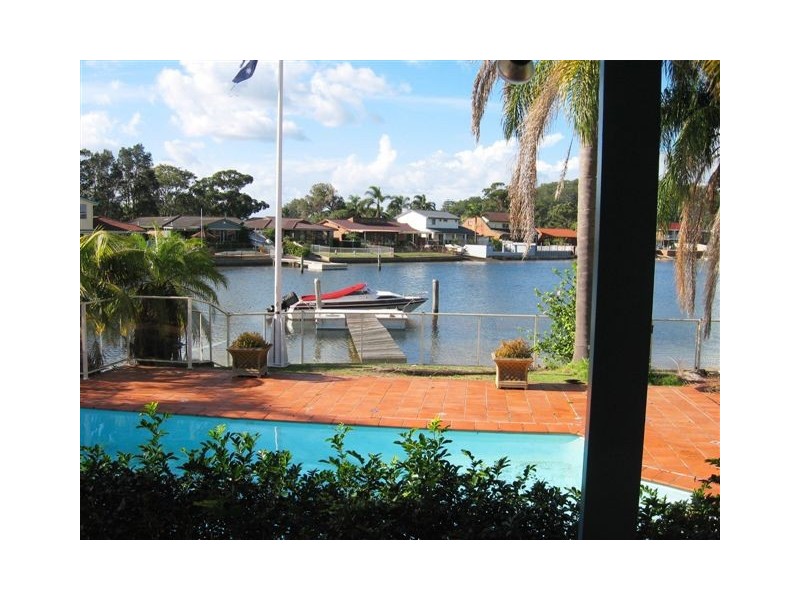 11 Heron Place, St Huberts Island NSW 2257