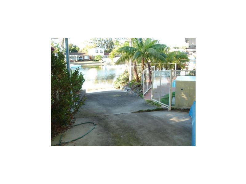 11 Heron Place, St Huberts Island NSW 2257