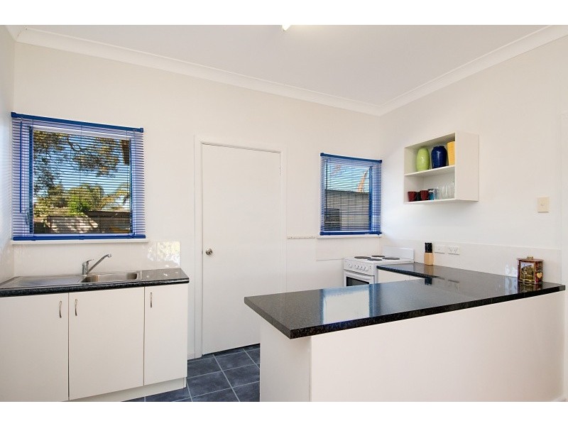 24 Oxford Street, Umina Beach NSW 2257