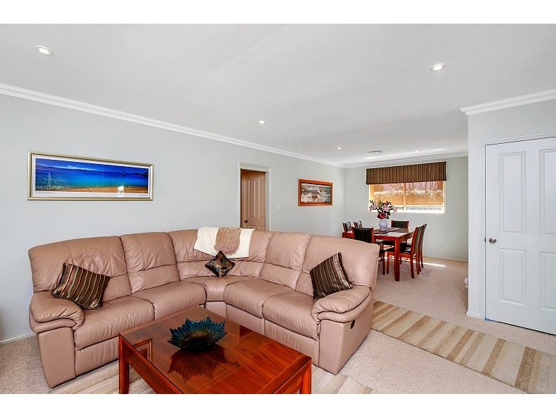39 Picnic Parade, Ettalong Beach NSW 2257