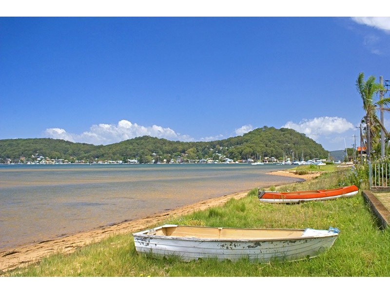 4 Munal Avenue, Ettalong Beach NSW 2257