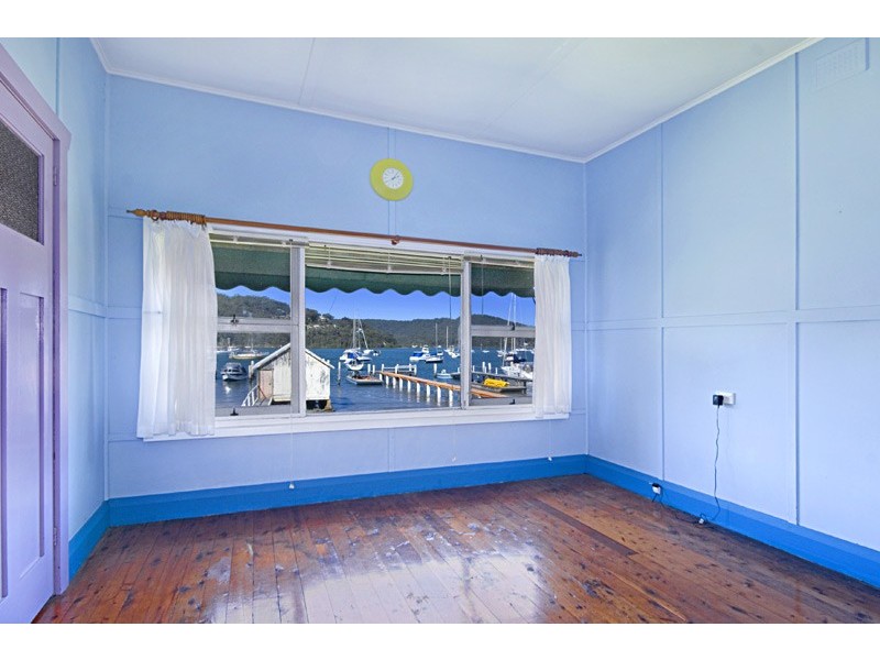 24 Booker Bay Road, Booker Bay NSW 2257