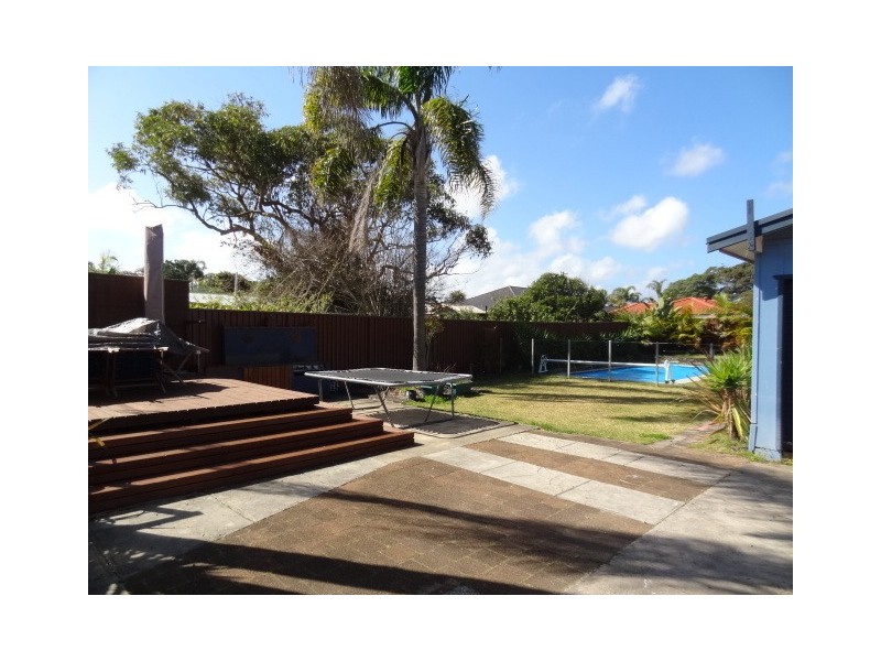 60 Sydney Avenue, Umina Beach NSW 2257