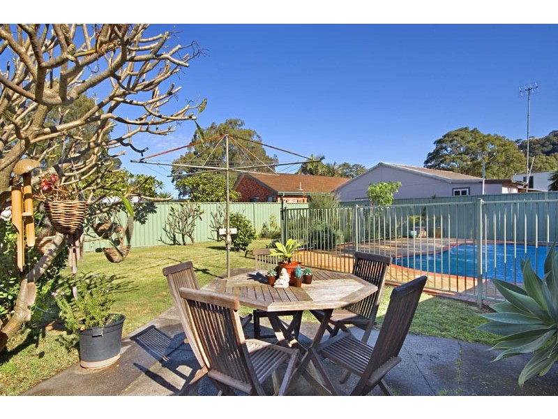 31 Honeysuckle Street, Umina Beach NSW 2257