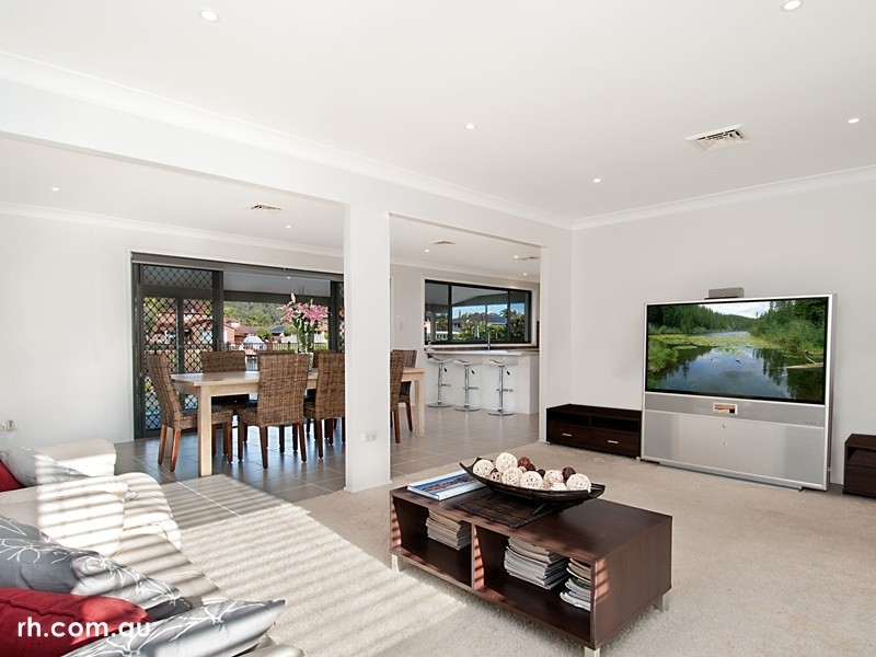 23 Nautilus Crescent, St Huberts Island NSW 2257