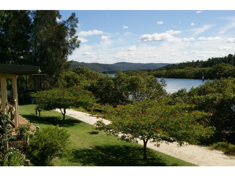 3 Beachfront Parade, St Huberts Island NSW 2257