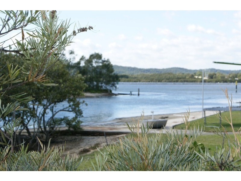 3 Beachfront Parade, St Huberts Island NSW 2257