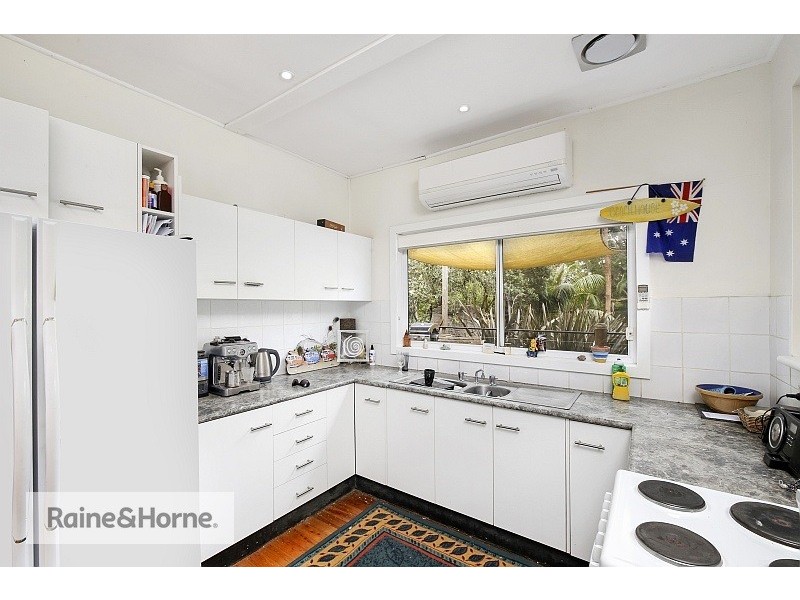 43 Mt Ettalong Road, Umina Beach NSW 2257