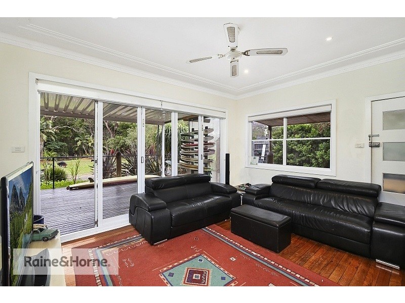 43 Mt Ettalong Road, Umina Beach NSW 2257
