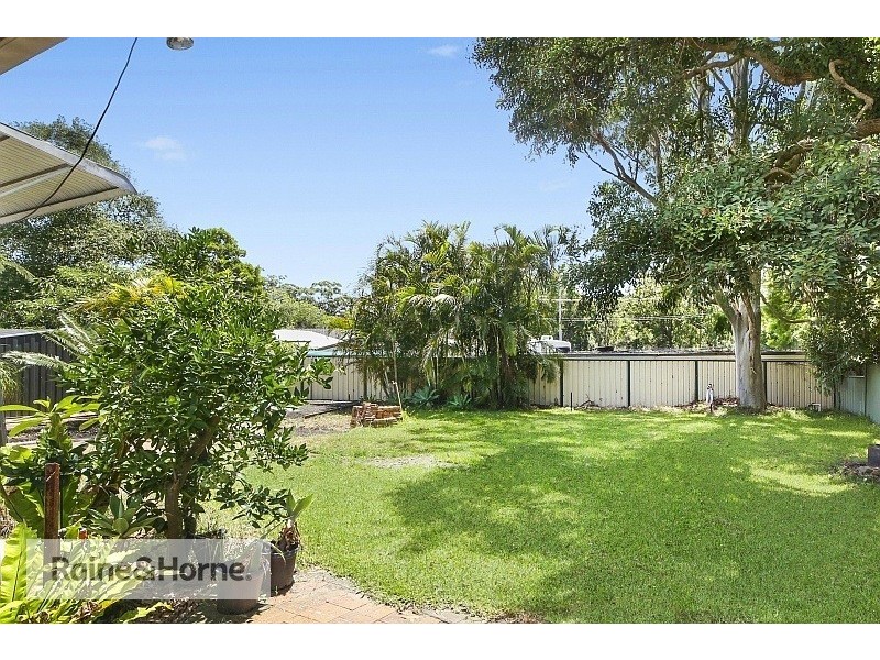 17 Karloo Road, Umina Beach NSW 2257