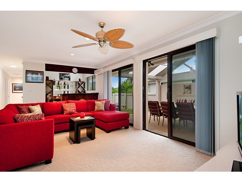 22 Beachfront Parade, St Huberts Island NSW 2257