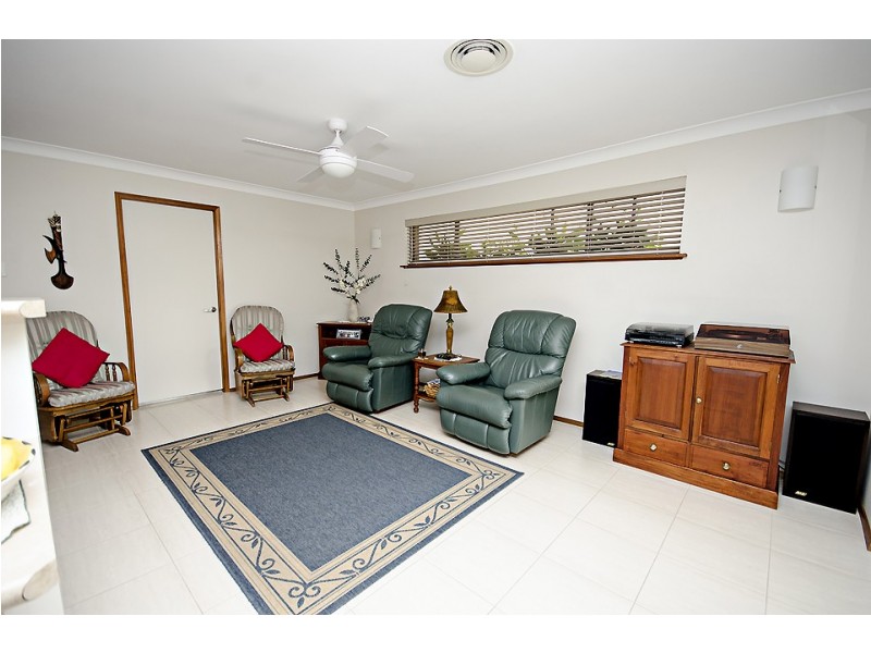 4 Nautilus Crescent, St Huberts Island NSW 2257