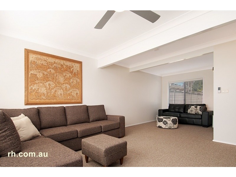 38 Nautilus Crescent, St Huberts Island NSW 2257
