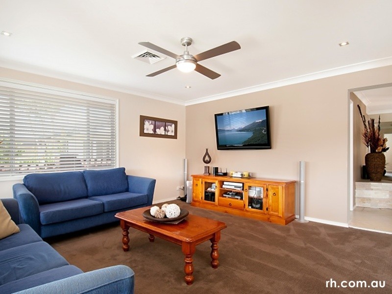 3 Skiff Place, St Huberts Island NSW 2257