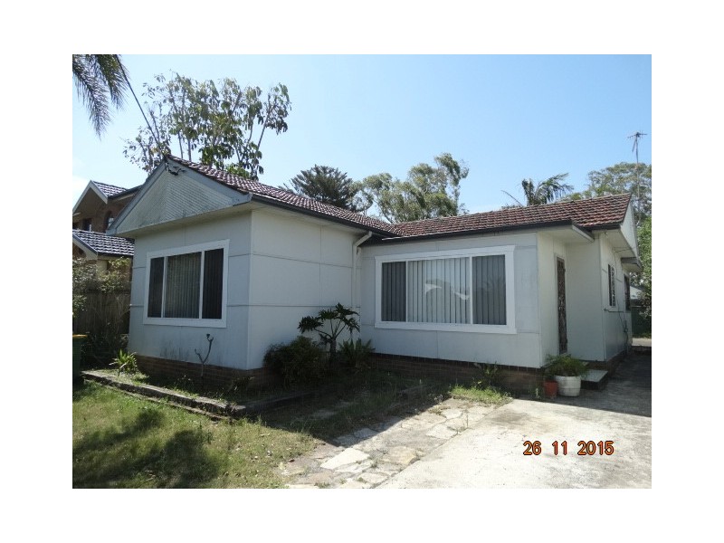 75 BEACH STREET, Ettalong Beach NSW 2257