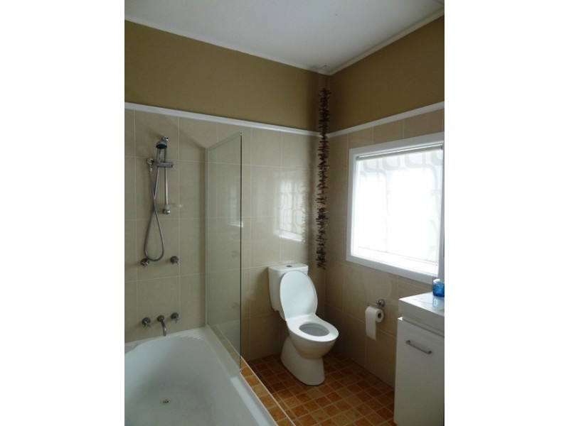 187 Memorial Avenue, Ettalong Beach NSW 2257