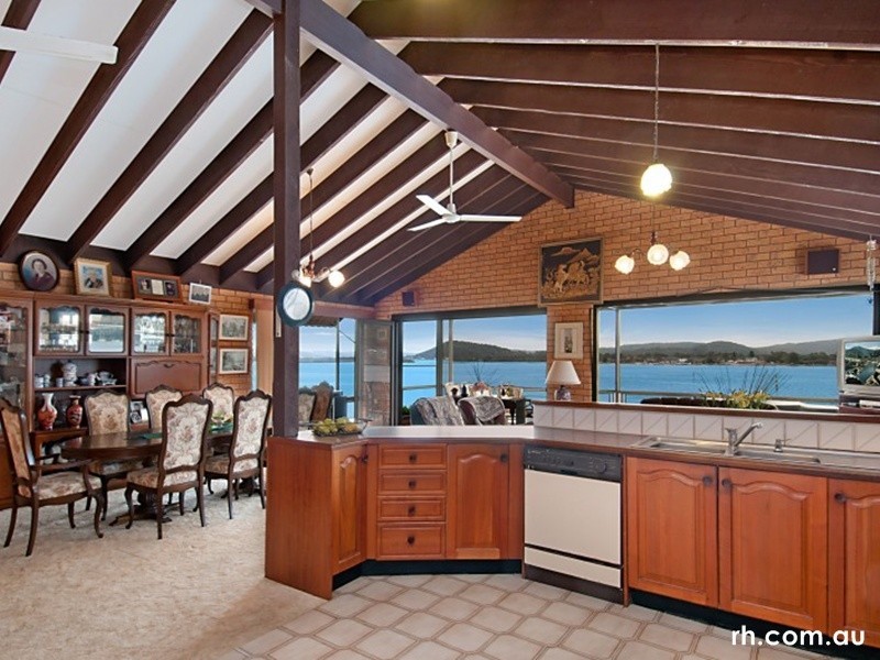 424 Orange Grove Road, Blackwall NSW 2256