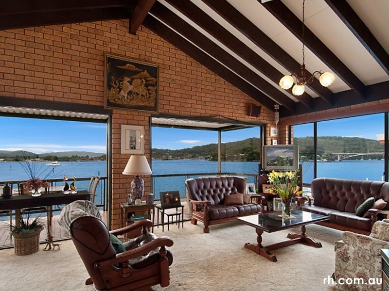 424 Orange Grove Road, Blackwall NSW 2256