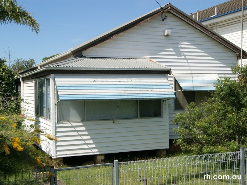 50 Barrenjoey Road, Ettalong Beach NSW 2257