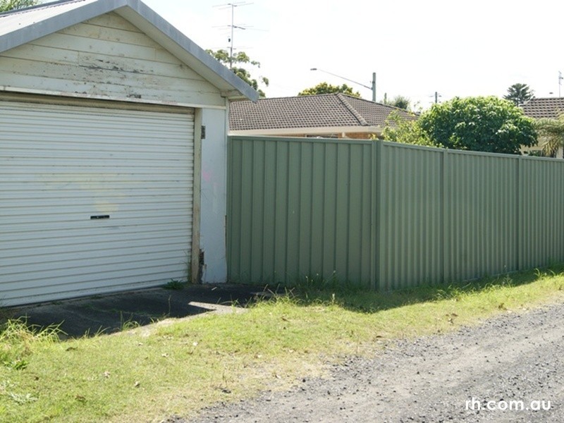 50 Barrenjoey Road, Ettalong Beach NSW 2257