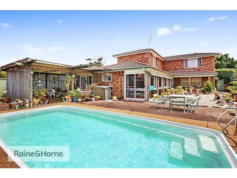 4 Attunga Close, St Huberts Island NSW 2257