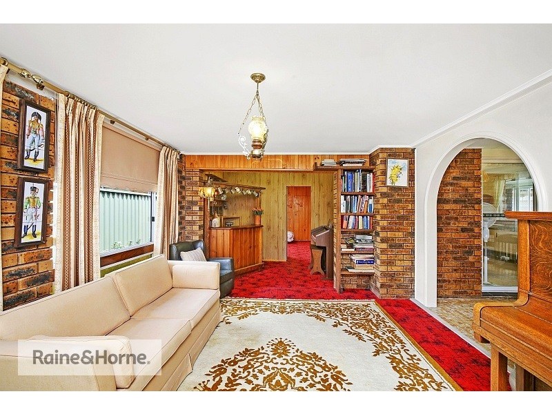 4 Attunga Close, St Huberts Island NSW 2257