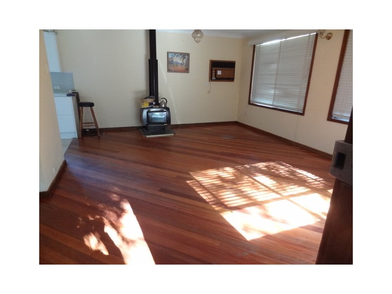12 Albany Square, Umina Beach NSW 2257