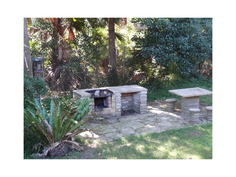 12 Albany Square, Umina Beach NSW 2257