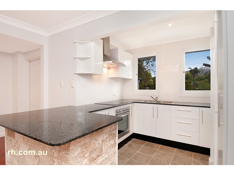 6 Grafton Avenue, Woy Woy NSW 2256