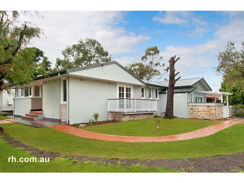 6 Grafton Avenue, Woy Woy NSW 2256